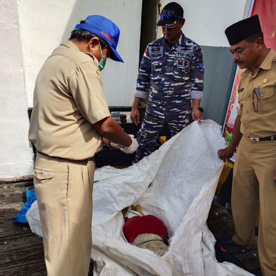 Heboh Warga Temukan Mayat Tanpa Kepala Dan Tangan Diperairan Panipahan Rohil